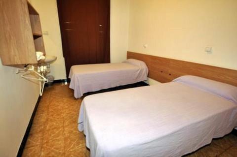 Hostal Can Blanco Саррья-де-Тер Номер фото