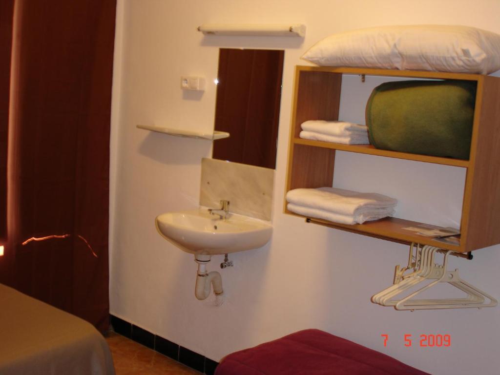 Hostal Can Blanco Саррья-де-Тер Экстерьер фото